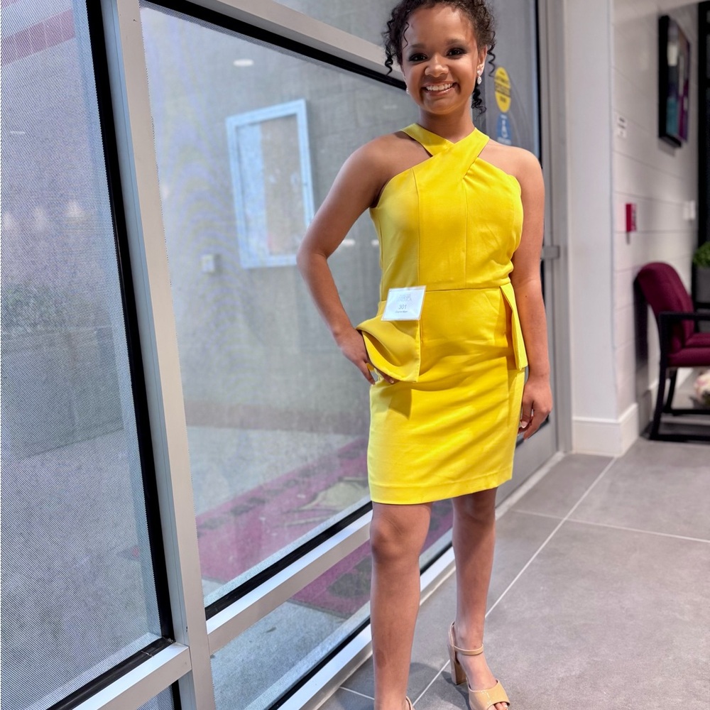 Quite the Dress Yellow - size 16/18 Girls